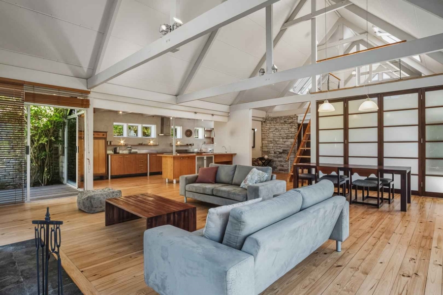 2 Bedroom Property for Sale in Bokkemanskloof Western Cape